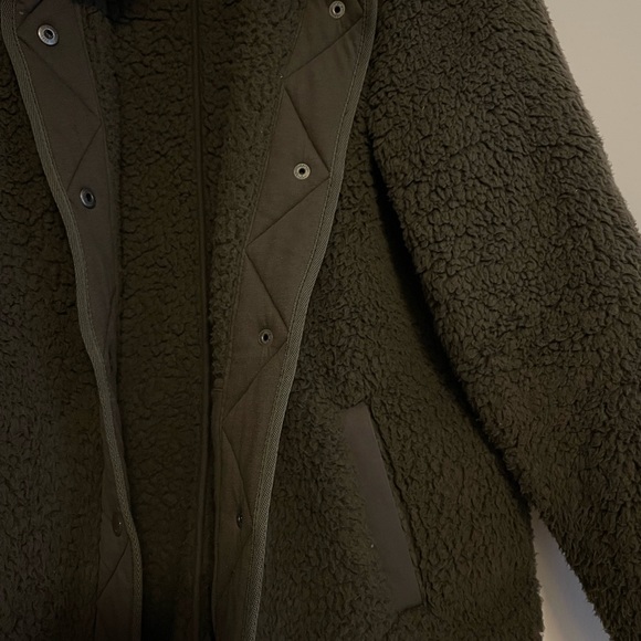 Abercrombie Sherpa Jacket - Picture 3 of 6